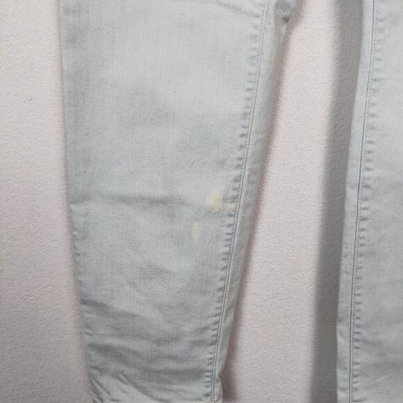 Universal Thread Light Wash Denim High Rise Skinny Jeans - Picture 6 of 9